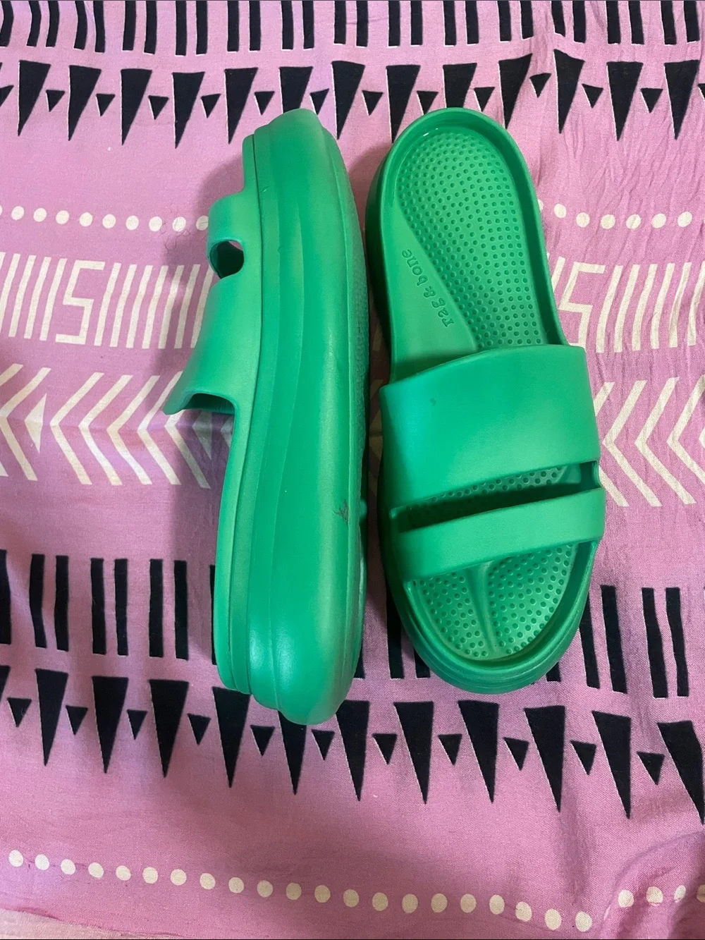 Tag and Bone Bixley sandal in Green